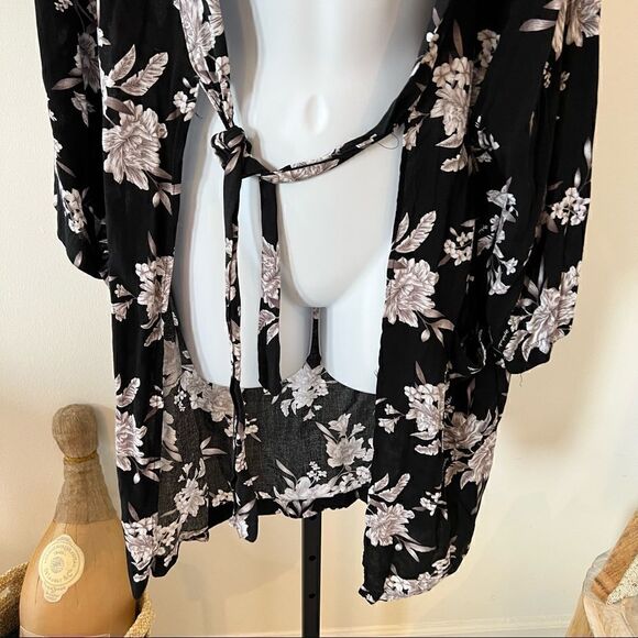 Spiritual Gangster Maya Kimono (O/S) - Picture 7 of 12